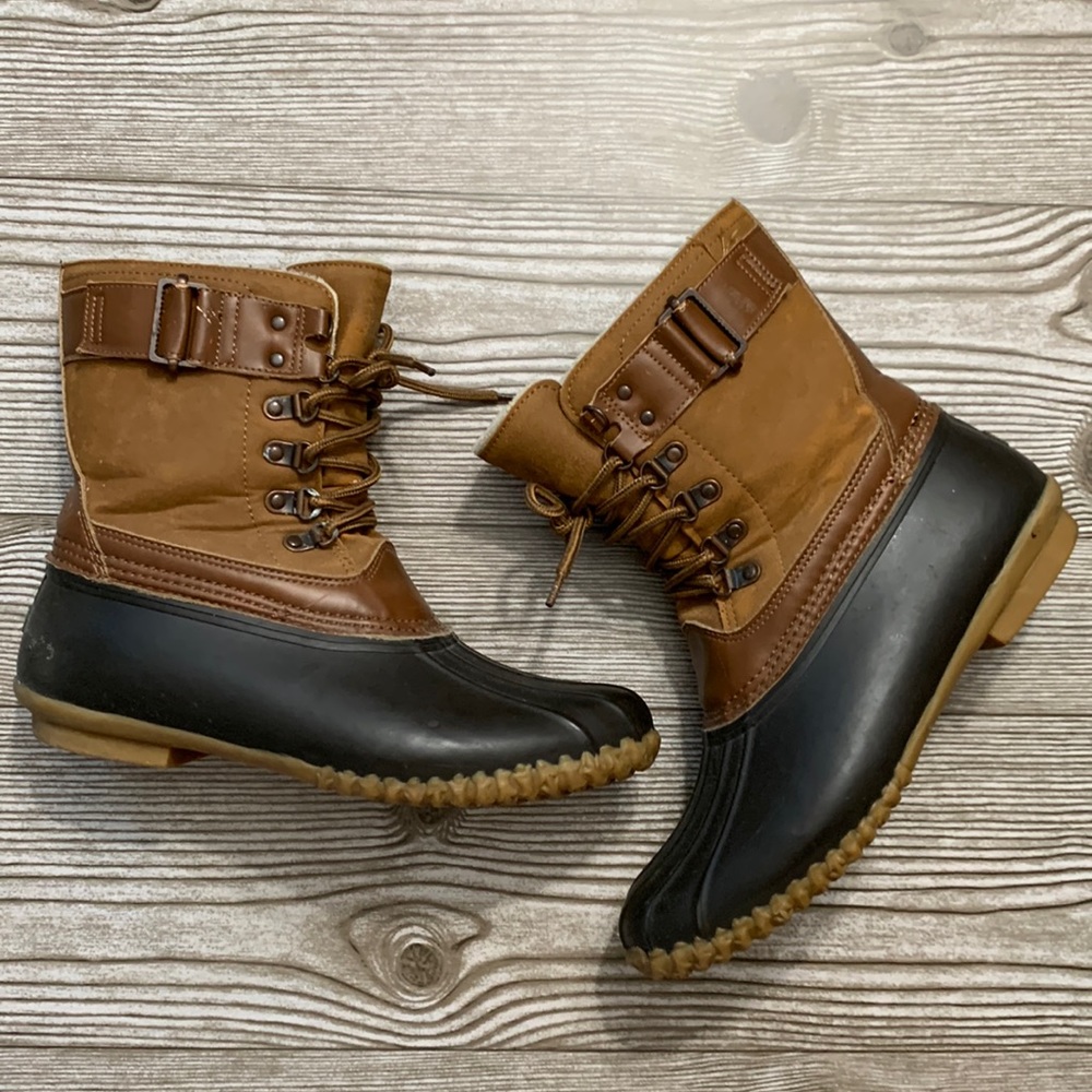 JBU Duck Boots | 8.5